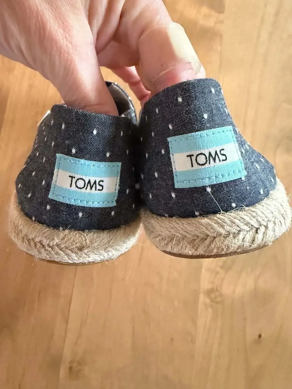 TOMS Women's Chambray Polka Dot Alpargata Espadrille Slip-on Shoes Sz 9